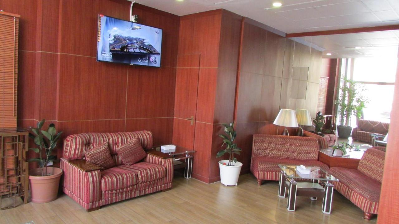 Top Hotel Apartments Al Ajn Exteriér fotografie